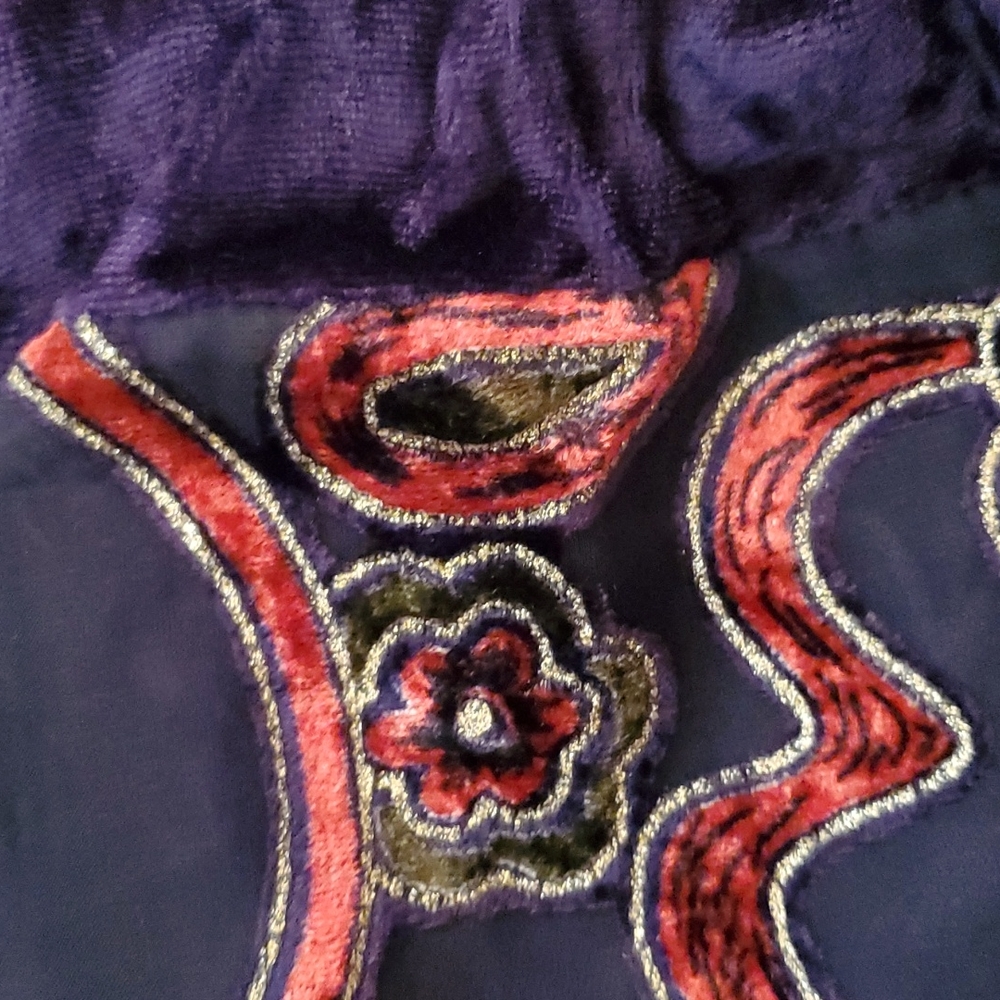 Gorgeous Velvety Cowl Scarf - Picture 9 of 10